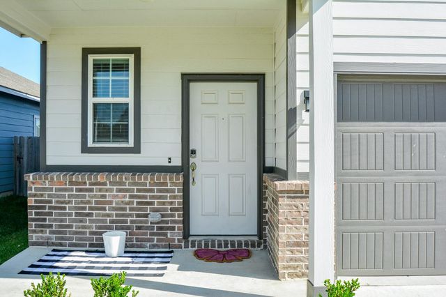 16843 Bristle Cone Way, Conroe, TX 77302