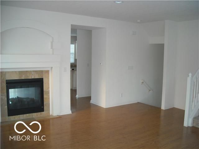 998 3rd Avenue NW, Carmel, IN 46032