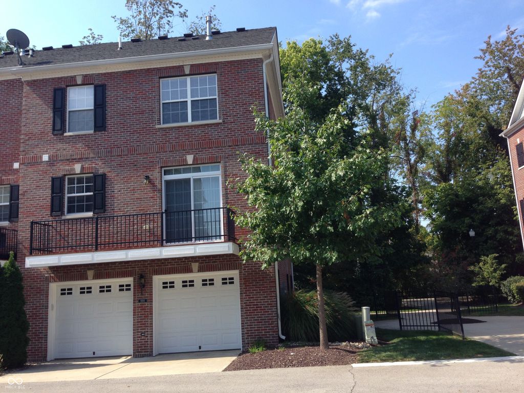 998 3rd Avenue NW, Carmel, IN 46032