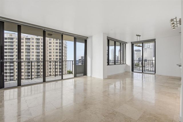520 Brickell Key Dr A1615, Miami, FL 33131