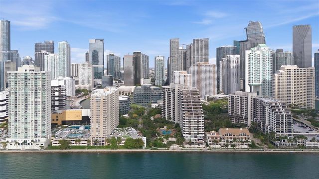 520 Brickell Key Dr A1615, Miami, FL 33131