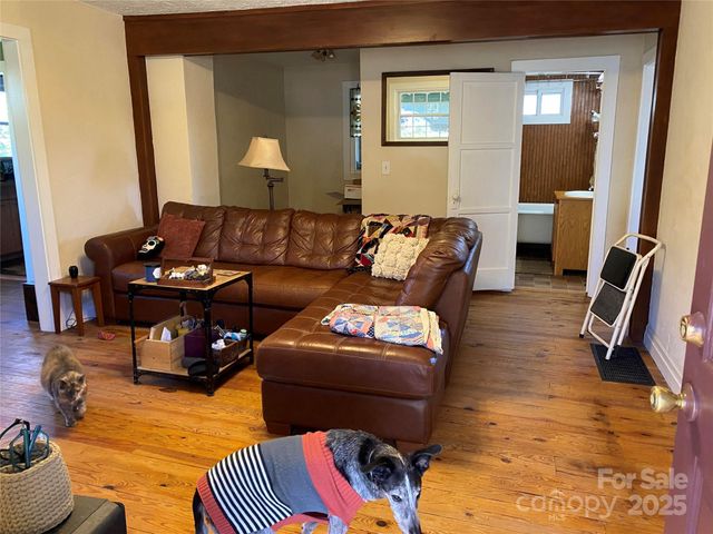 24 Ridge Avenue, Asheville, NC 28803