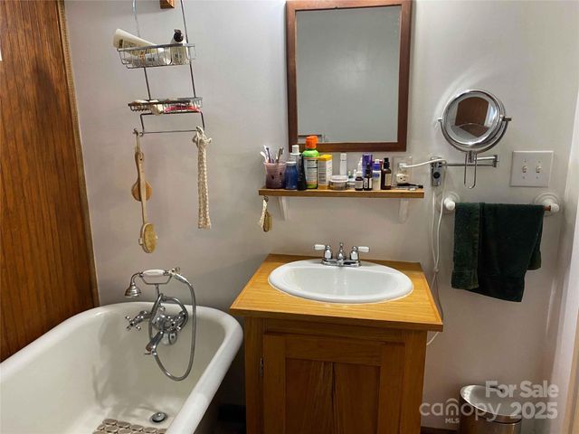 24 Ridge Avenue, Asheville, NC 28803