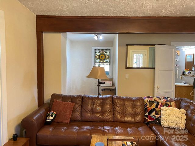 24 Ridge Avenue, Asheville, NC 28803