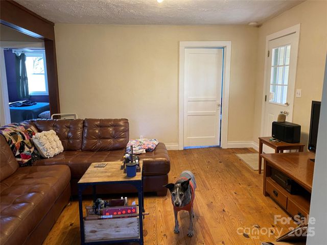 24 Ridge Avenue, Asheville, NC 28803