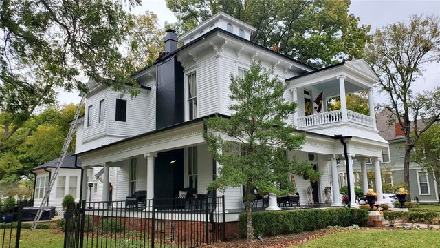 319 S Denton Street, Gainesville, TX 76240