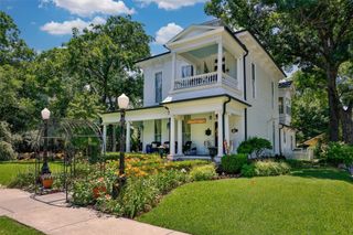 319 S Denton Street, Gainesville, TX 76240