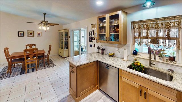 10 ROCKWELL LANE, Palm Coast, FL 32164