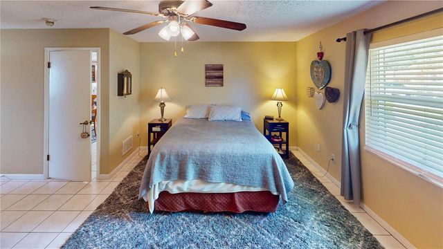 10 ROCKWELL LANE, Palm Coast, FL 32164
