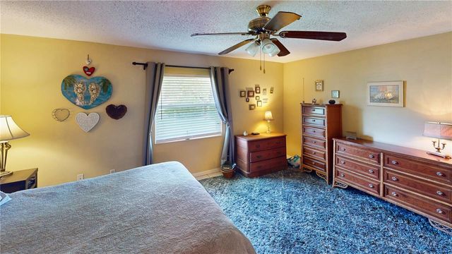 10 ROCKWELL LANE, Palm Coast, FL 32164