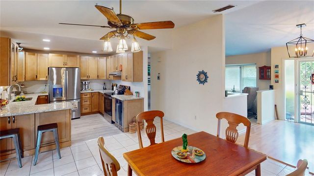 10 ROCKWELL LANE, Palm Coast, FL 32164