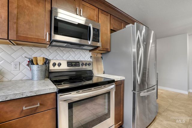 1705 Maplewood Dr, Twin Falls, ID 83301