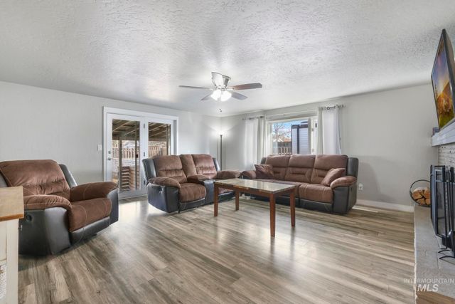 1705 Maplewood Dr, Twin Falls, ID 83301