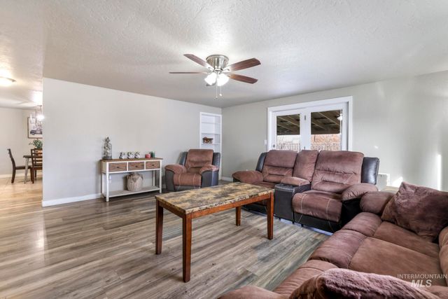 1705 Maplewood Dr, Twin Falls, ID 83301