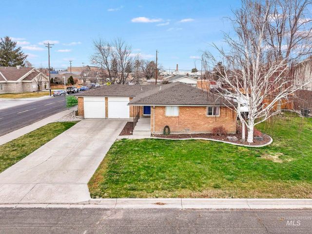 1705 Maplewood Dr, Twin Falls, ID 83301