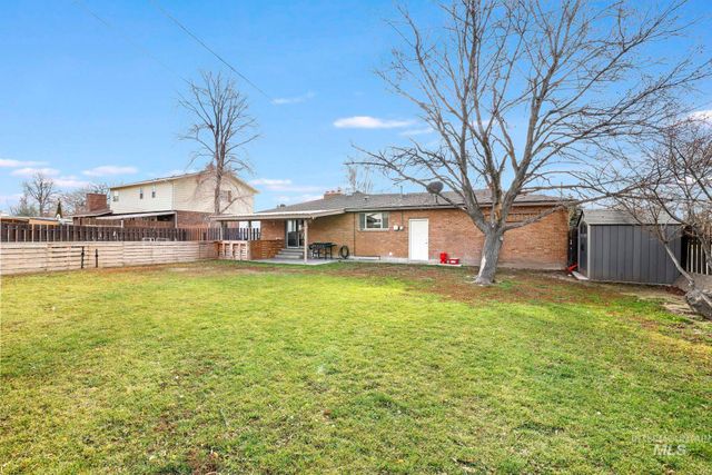 1705 Maplewood Dr, Twin Falls, ID 83301