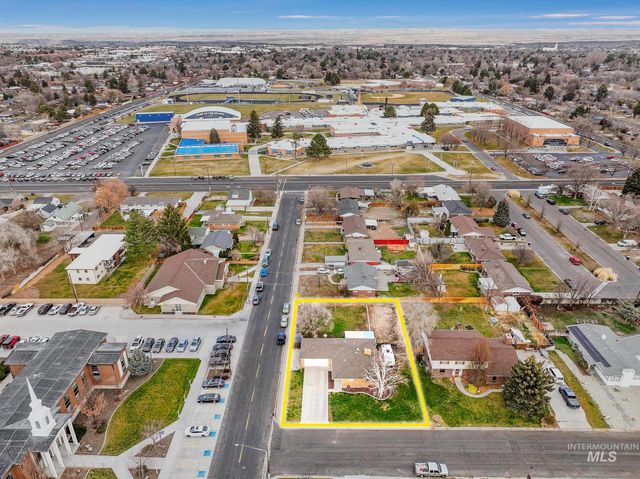 1705 Maplewood Dr, Twin Falls, ID 83301