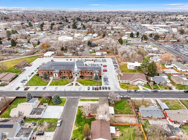 1705 Maplewood Dr, Twin Falls, ID 83301