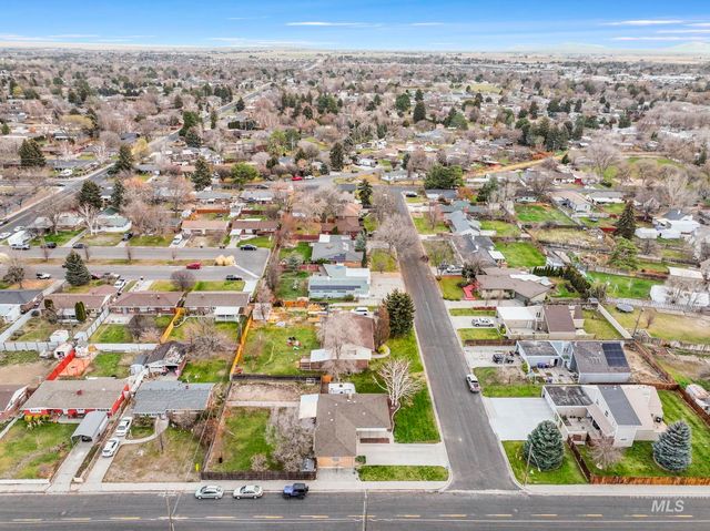 1705 Maplewood Dr, Twin Falls, ID 83301