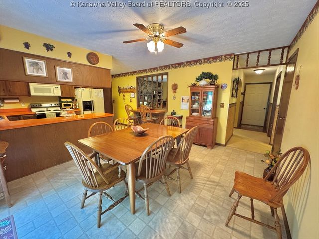 308 Greenbriar Estates, Point Pleasant, WV 25550