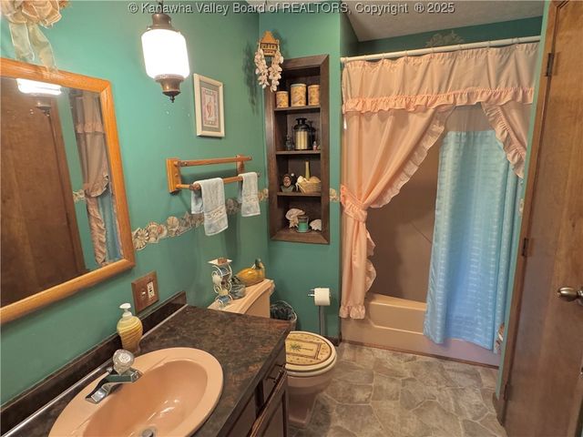 308 Greenbriar Estates, Point Pleasant, WV 25550