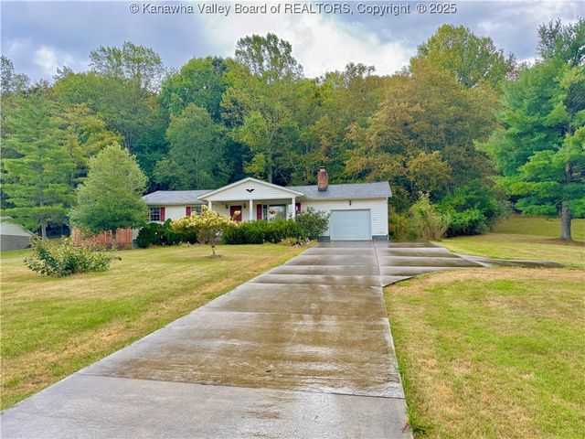 308 Greenbriar Estates, Point Pleasant, WV 25550