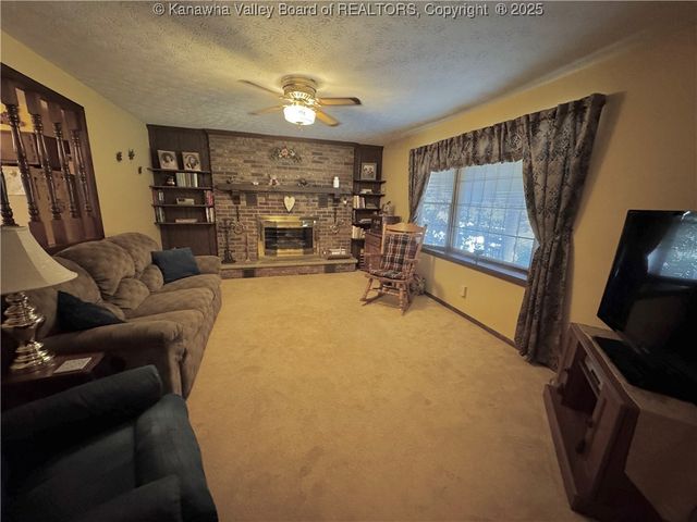 308 Greenbriar Estates, Point Pleasant, WV 25550