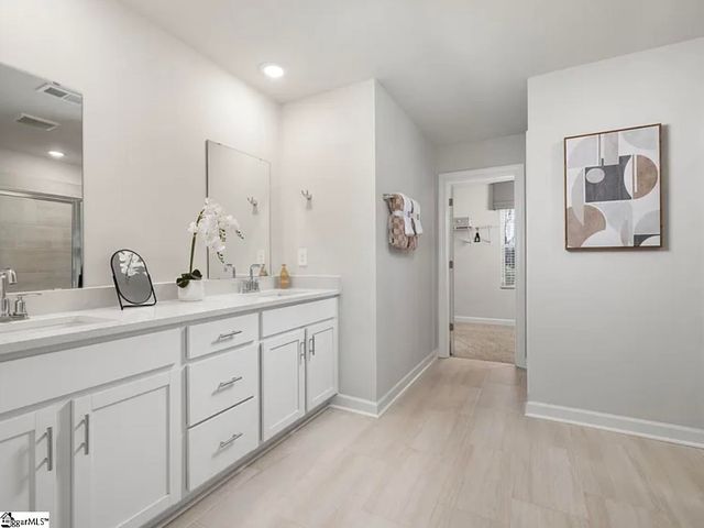 203 Tantalus Street, Gray Court, SC 29645