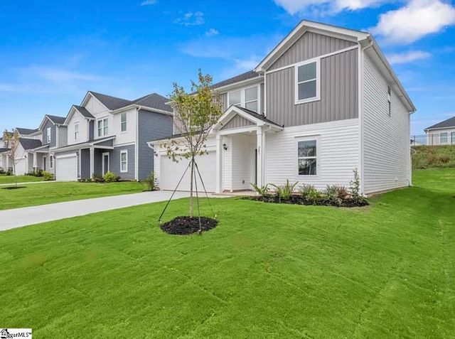 203 Tantalus Street, Gray Court, SC 29645