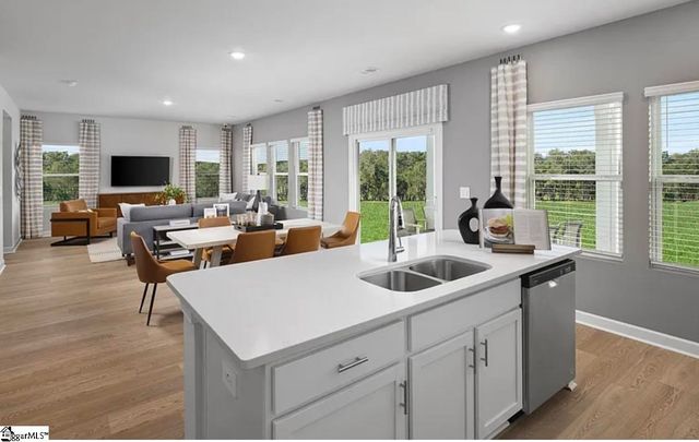 203 Tantalus Street, Gray Court, SC 29645