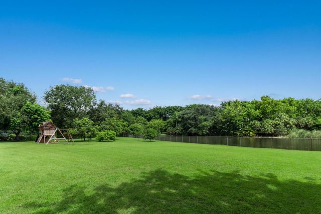 17130 Avenue Le Rivage, Boca Raton, FL 33496