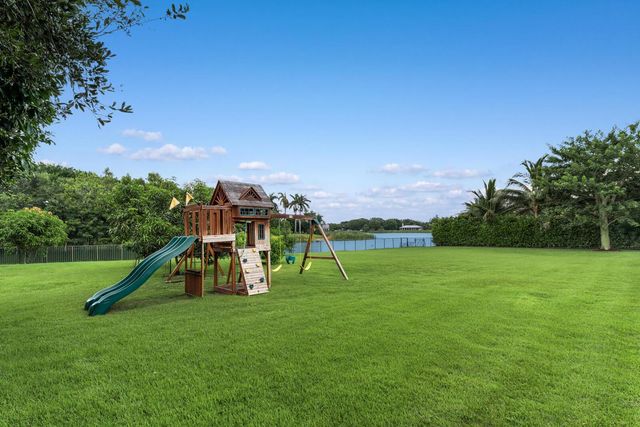 17130 Avenue Le Rivage, Boca Raton, FL 33496