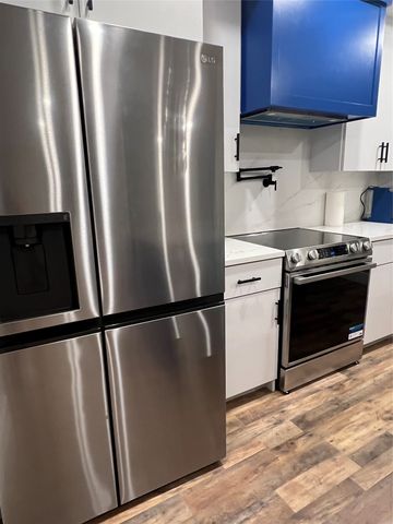 310 Eagle Drive, Gun Barrel City, TX 75156