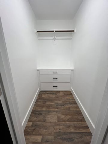 310 Eagle Drive, Gun Barrel City, TX 75156