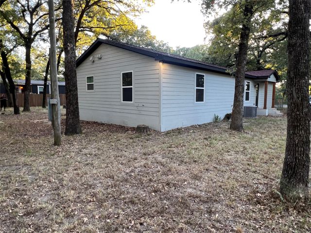 310 Eagle Drive, Gun Barrel City, TX 75156