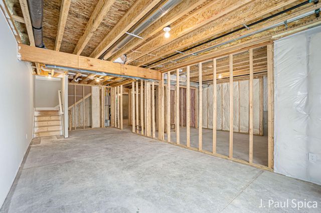 1215 Madera Court SW, Byron Center, MI 49315