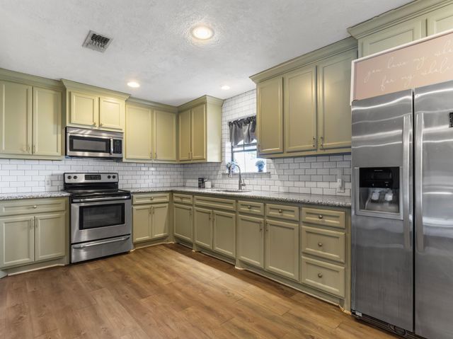 15924 Fm 442 Road, Needville, TX 77461