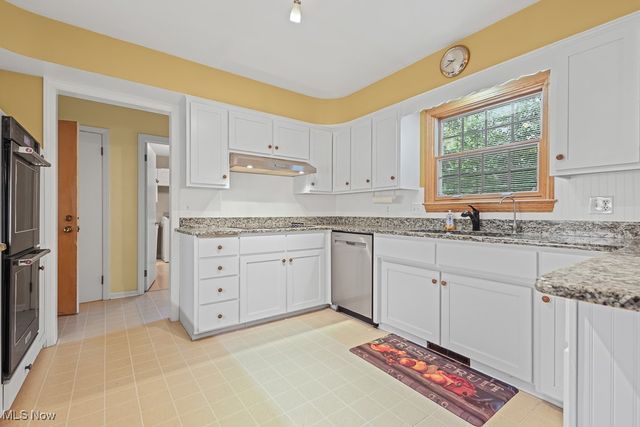 373 Tremont Road, Akron, OH 44313