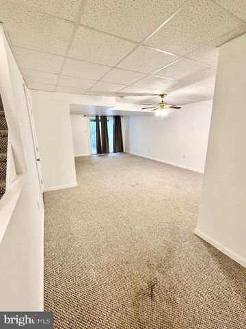 926 WOODLAWN AVE, Phoenixville, PA 19460