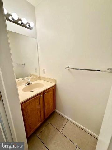 926 WOODLAWN AVE, Phoenixville, PA 19460