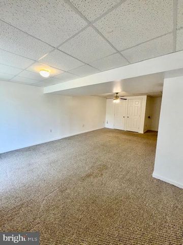 926 WOODLAWN AVE, Phoenixville, PA 19460