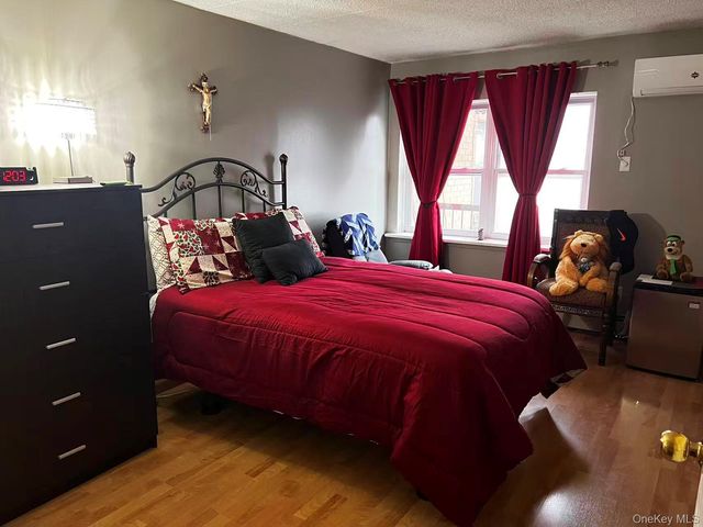 75-22 Parsons Boulevard D3, Fresh Meadows, NY 11366