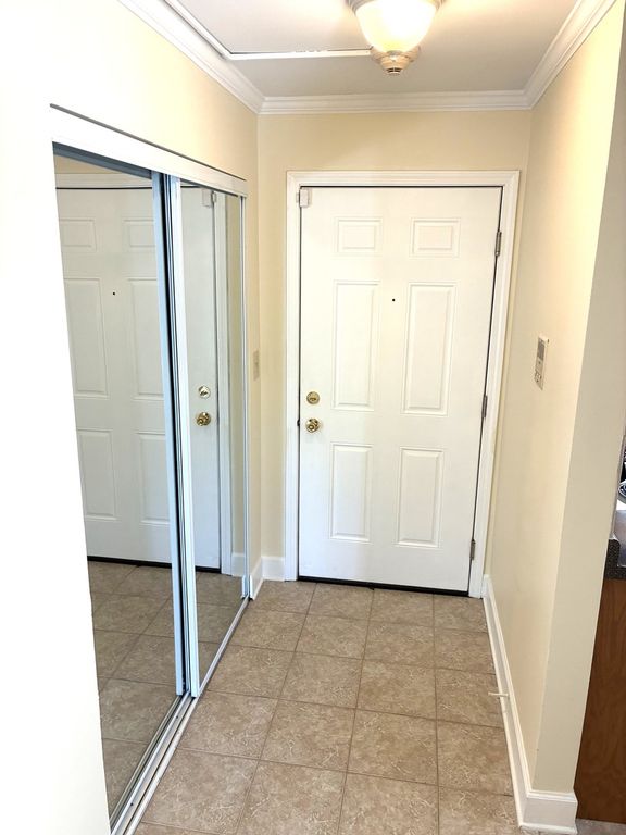 4500 Beau Monde Drive 210, Lisle, IL 60532 — photo 2