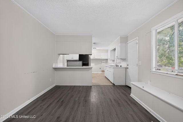 133 Queen Victoria Lane, Jackson, MS 39209