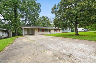 133 Queen Victoria Lane, Jackson, MS 39209