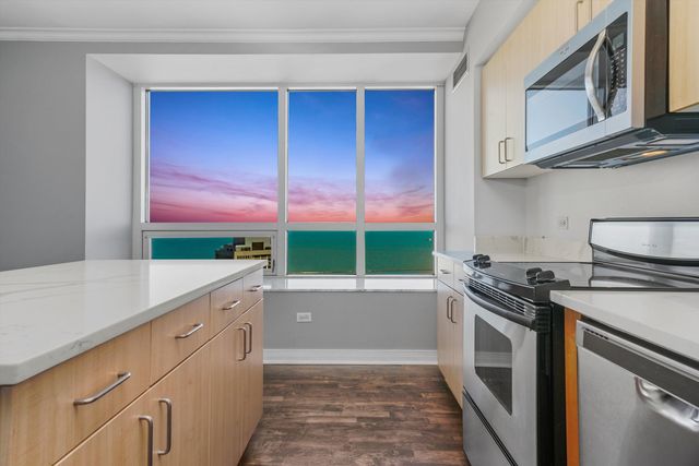 512 N McClurg Court 5801, Chicago, IL 60611