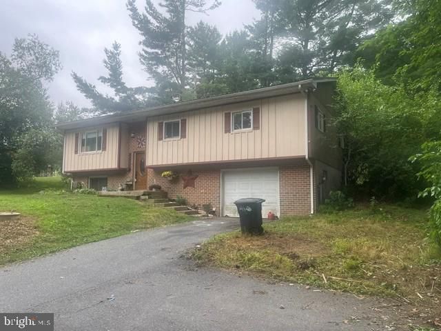 218 LAY, Delta, PA 17314