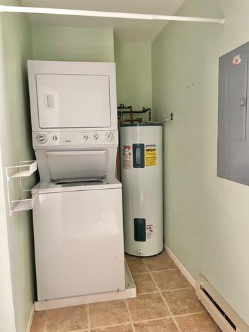 1125 Woodlake Lane 1, Richfield, MN 55423