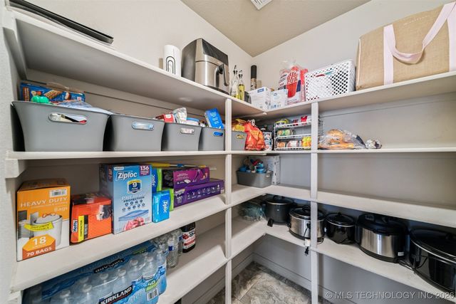 26889 E 143rd Street S, Coweta, OK 74429