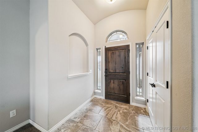 26889 E 143rd Street S, Coweta, OK 74429